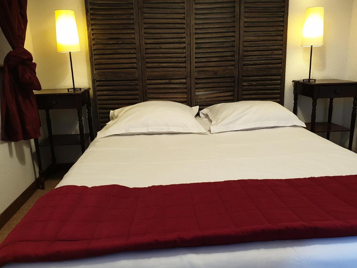 Logis Hotel Le Relais Des Dix Crus Corcelles-en-Beaujolais Extérieur photo